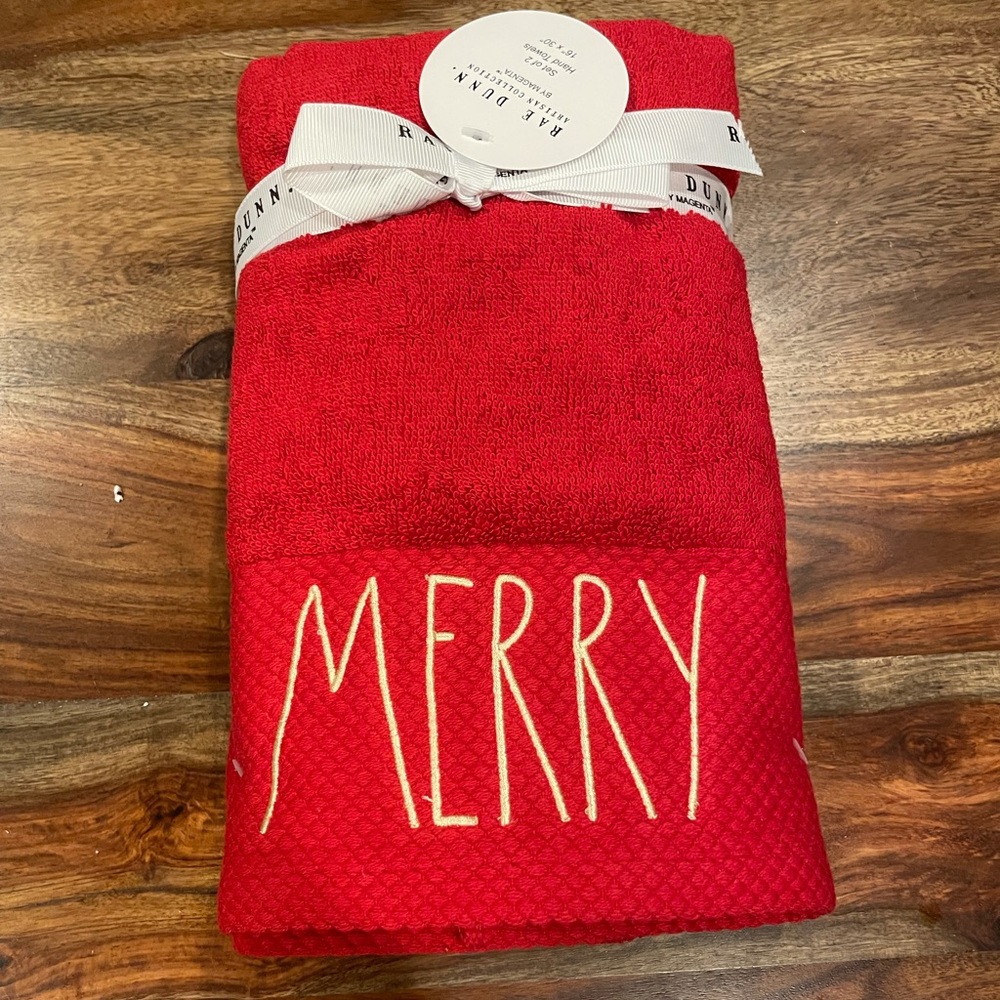 Rae Dunn hand towels